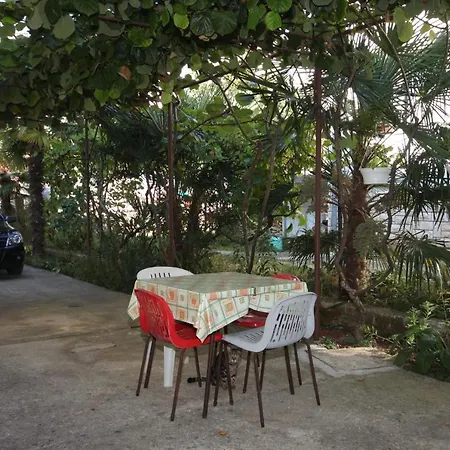 With A Parking Space - 2539