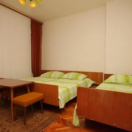 With A Parking Space - 2539 Umag