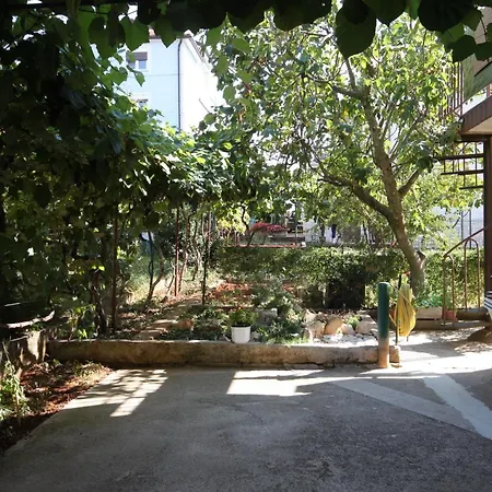Lejlighed With A Parking Space - 2539 *